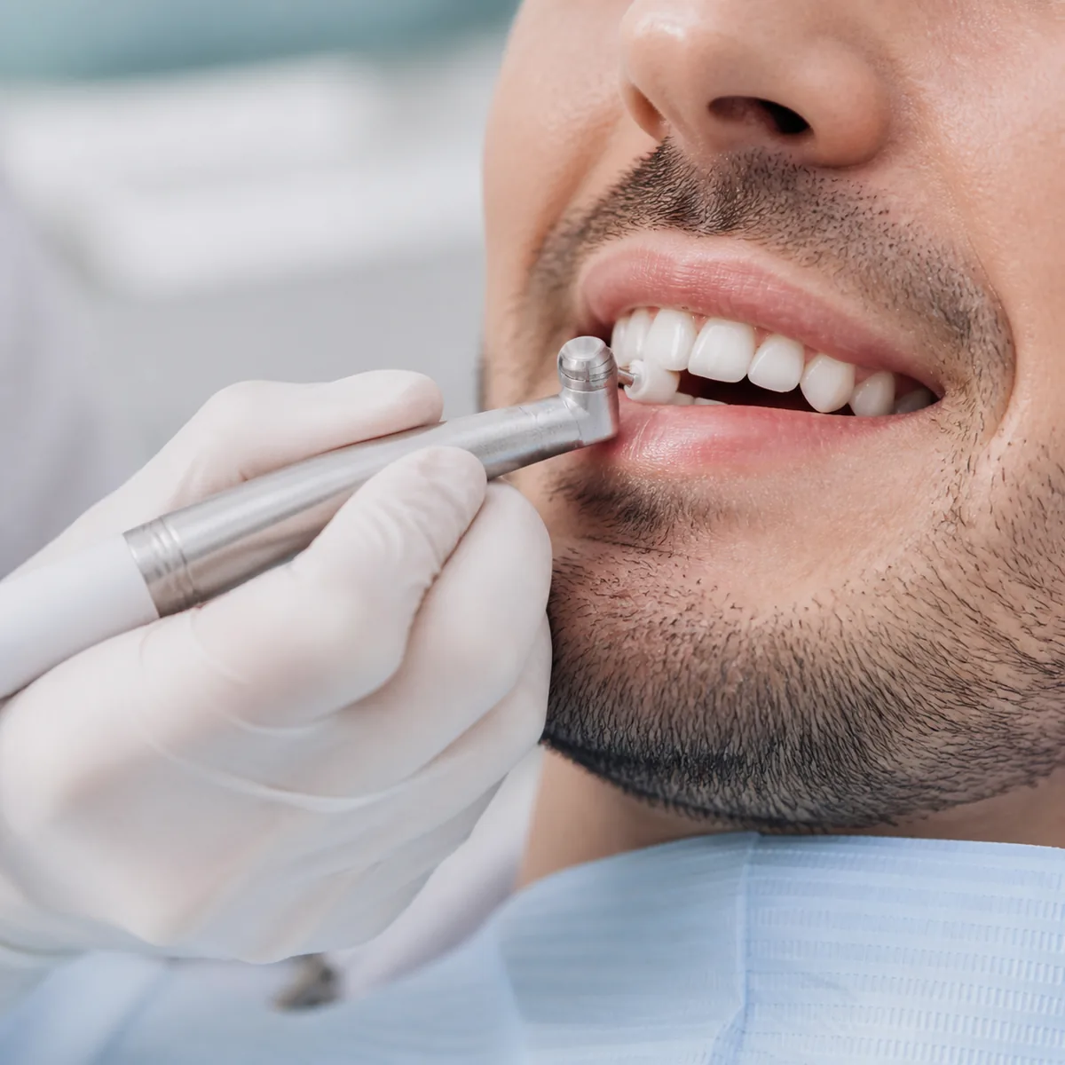 Limpeza dental e profilaxia na Dra. Greice Trevisani em São Bento do Sul